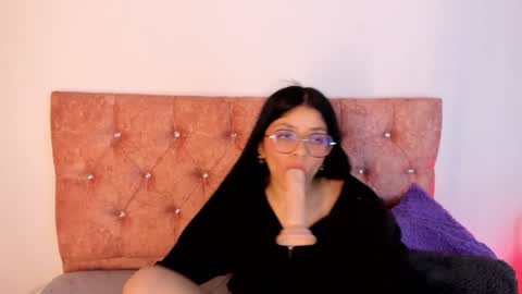 Snapshot of lana_dol chatting on February 3, 3:17 pm ... . . ... online show from February 3, 3:17 pm