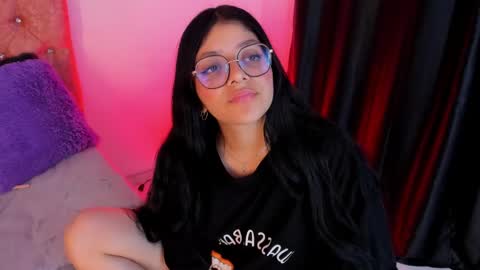 Snapshot of lana_dol chatting on February 11, 2:57 pm ... . . ... online show from February 11, 2:57 pm