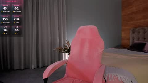 Lana online show from May 31, 3:30 pm