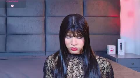 valentino moon online show from April 7, 12:22 am