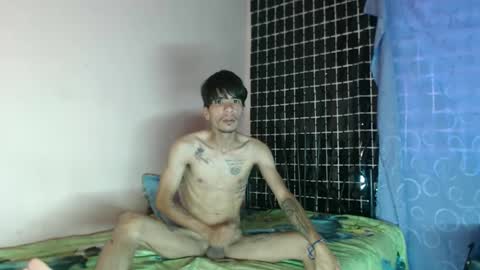 Snapshot of lana_robertt chatting on December 9, 4:15 pm lana_robertt online show from December 9, 4:15 pm