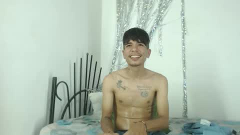 Snapshot of lana_robertt chatting on February 11, 6:51 am lana_robertt online show from February 11, 6:51 am