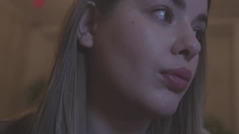 Snapshot of lana_rosy chatting on February 8, 11:55 pm Alana online show from February 8, 11:55 pm