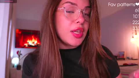 Snapshot of lana_rosy chatting on September 22, 8:44 pm Alana online show from September 22, 8:44 pm