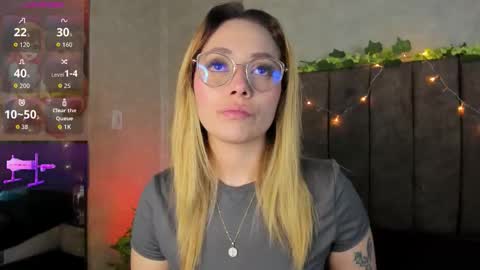 Lana online show from March 6, 4:20 am