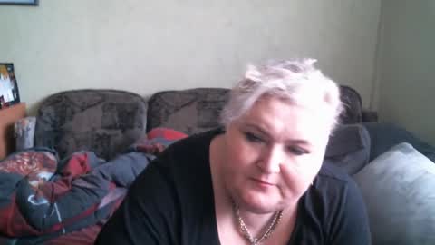 lanacat555 online show from March 5, 10:00 am