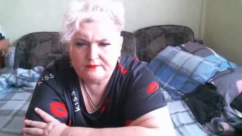 lanacat555 online show from September 17, 12:18 pm