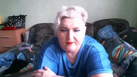 lanacat555 online show from October 5, 11:30 am