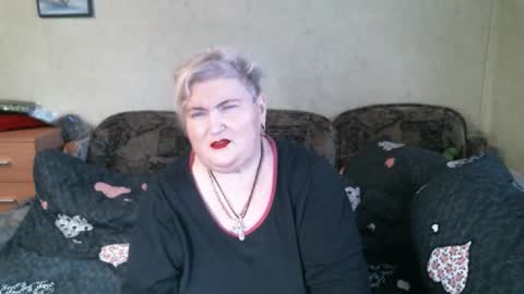 lanacat555 online show from March 19, 3:05 pm