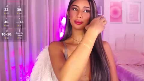 Snapshot of lanadel_hilton chatting on September 23, 12:35 am Lana online show from September 23, 12:35 am