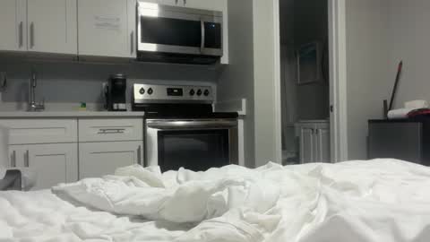 lanademira online show from February 4, 12:05 am