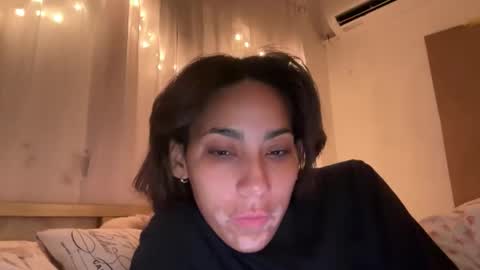lanakane313 online show from May 18, 3:35 am