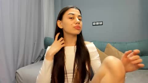 Lana online show from October 30, 5:35 pm