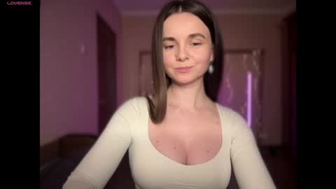 Lana online show from July 22, 8:55 pm