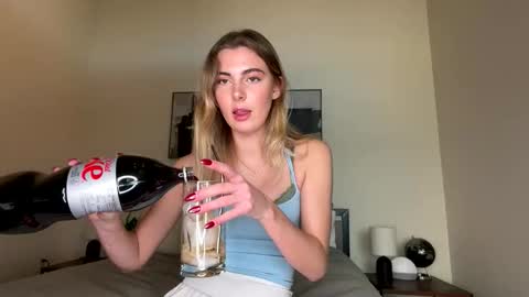 Lana online show from January 7, 7:16 pm