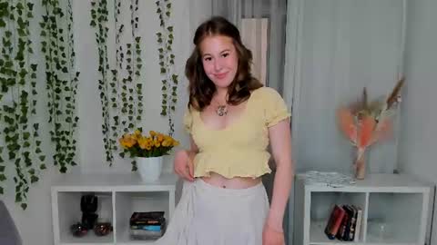 Snapshot of lanaroselle chatting on June 24, 3:33 pm Lana online show from June 24, 3:33 pm