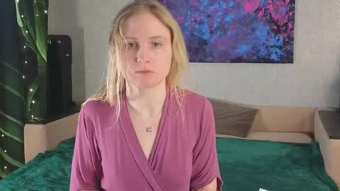 LanaviSmith online show from February 11, 6:18 am