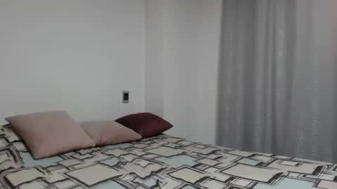 Snapshot of lanawinters1 chatting on February 26, 2:21 am lanawinters1 online show from February 26, 2:21 am