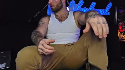 Snapshot of lancehardwood222 chatting on December 22, 2:49 am LANCE online show from December 22, 2:49 am