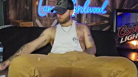 Snapshot of lancehardwood222 chatting on March 3, 2:15 am LANCE online show from March 3, 2:15 am