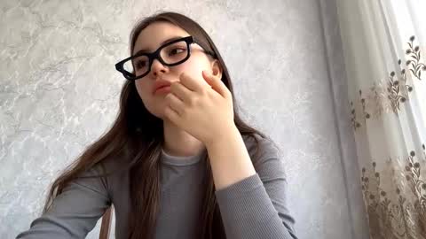 Alice online show from March 21, 4:39 am