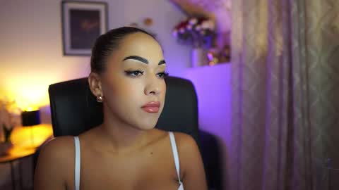 Lani online show from October 17, 1:35 pm