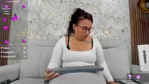 Snapshot of lanna__hot chatting on January 25, 10:07 pm online show from January 25, 10:07 pm