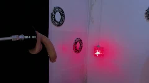 Snapshot of lanna_brunette chatting on October 10, 12:26 pm lanna_brunette online show from October 10, 12:26 pm