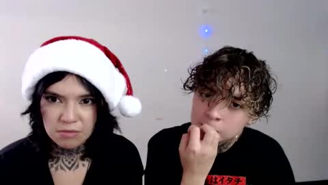 Snapshot of lannie_gonzales chatting on December 13, 8:15 pm LANNIE online show from December 13, 8:15 pm