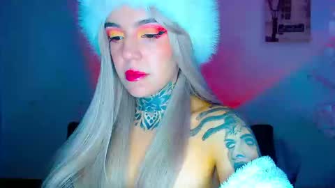 Snapshot of lannie_gonzales chatting on September 15, 4:51 pm LANNIE online show from September 15, 4:51 pm