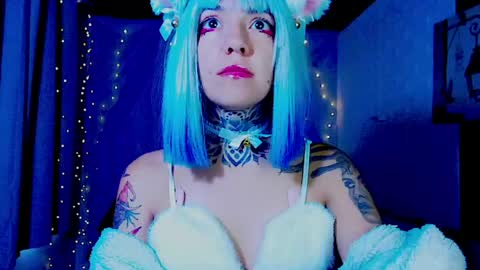 LANNIE   online show from April 20, 12:52 pm