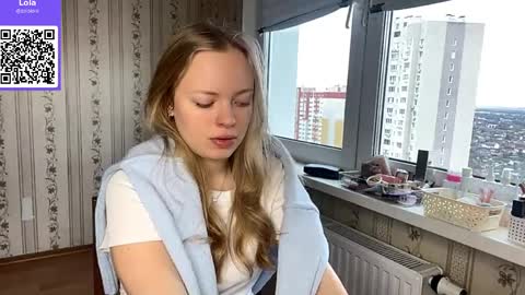 Hello My name is Lola online show from April 6, 7:42 am