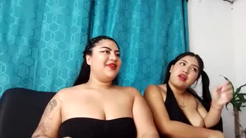 Snapshot of lapeligrosa_ chatting on December 17, 11:16 am lapeligrosa_ online show from December 17, 11:16 am