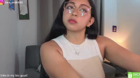 Lara  online show from May 25, 11:55 pm