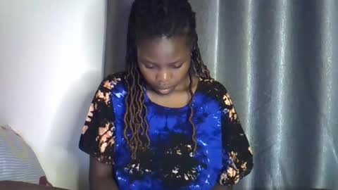 lara online show from November 7, 3:23 pm