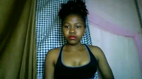 Snapshot of lara_belle chatting on July 2, 3:29 pm lara_belle online show from July 2, 3:29 pm