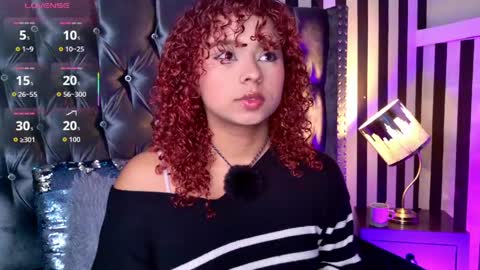 Snapshot of lara_curly chatting on April 24, 10:28 am lara_curly online show from April 24, 10:28 am