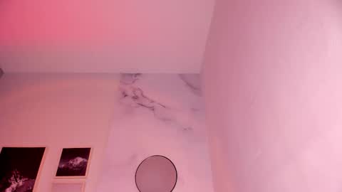 Lara Madisson online show from February 19, 5:25 am