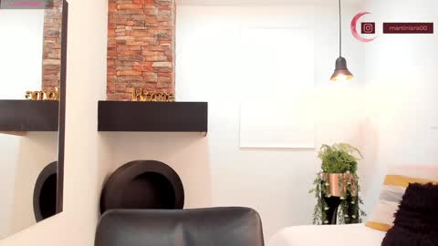      700  200   online show from January 29, 12:02 pm