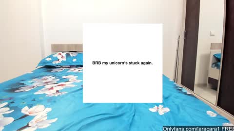 Snapshot of laracara chatting on February 1, 8:08 am Lara online show from February 1, 8:08 am