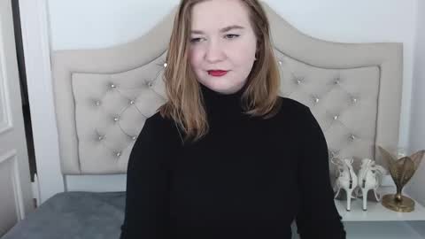 Snapshot of laraflirt chatting on December 23, 8:57 pm LaraFlirt online show from December 23, 8:57 pm