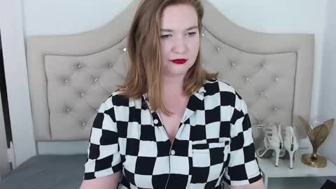 Snapshot of laraflirt chatting on January 25, 1:10 am LaraFlirt online show from January 25, 1:10 am