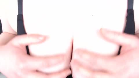 Snapshot of laraflirt chatting on February 21, 12:05 am LaraFlirt online show from February 21, 12:05 am