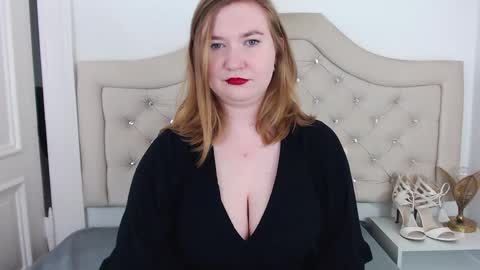 Snapshot of laraflirt chatting on March 12, 3:18 pm LaraFlirt online show from March 12, 3:18 pm