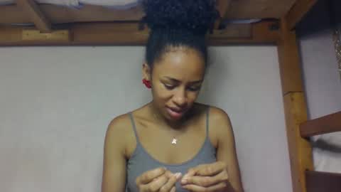 Snapshot of larah98 chatting on February 4, 7:20 pm larah98 online show from February 4, 7:20 pm