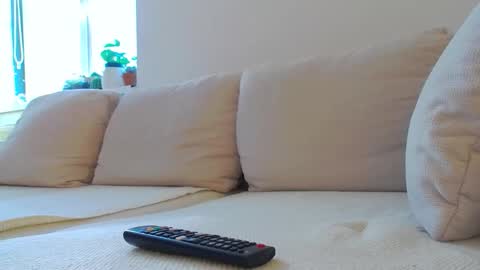 LaraKanes online show from December 16, 10:53 am