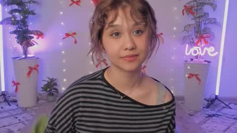 Lara online show from March 13, 8:26 pm