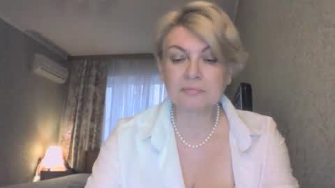 Snapshot of laramrs chatting on April 27, 5:44 pm laramrs online show from April 27, 5:44 pm