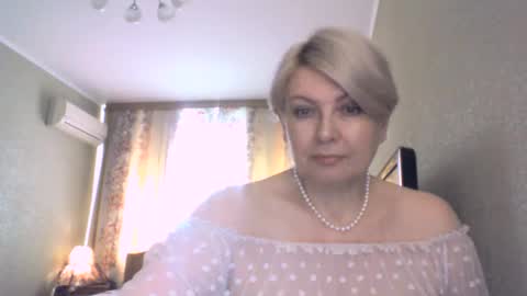 Snapshot of laramrs chatting on May 11, 9:04 am laramrs online show from May 11, 9:04 am