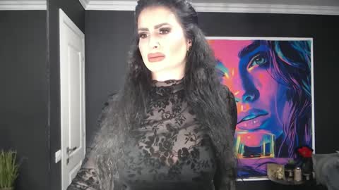 Snapshot of laras_moans chatting on May 17, 7:06 am laras_moans online show from May 17, 7:06 am
